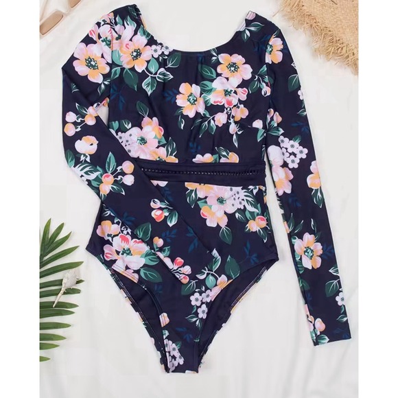 Cupshe Other - NWT Cupshe Women Swimsuits‎ Secret Garden Long Sleeve One Piece Size Medium